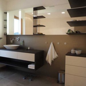 Badezimmer modern nach Maß